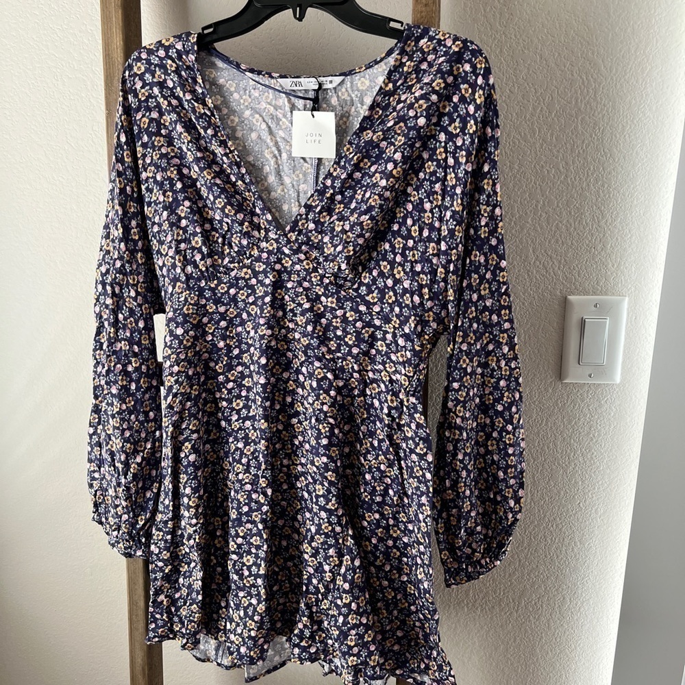 ZARA - NWT floral dress